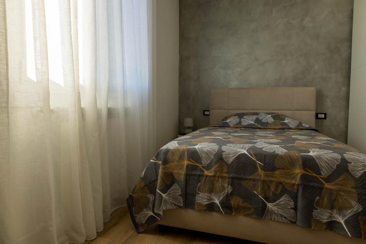 Maison 140 Lonato Luaran gambar
