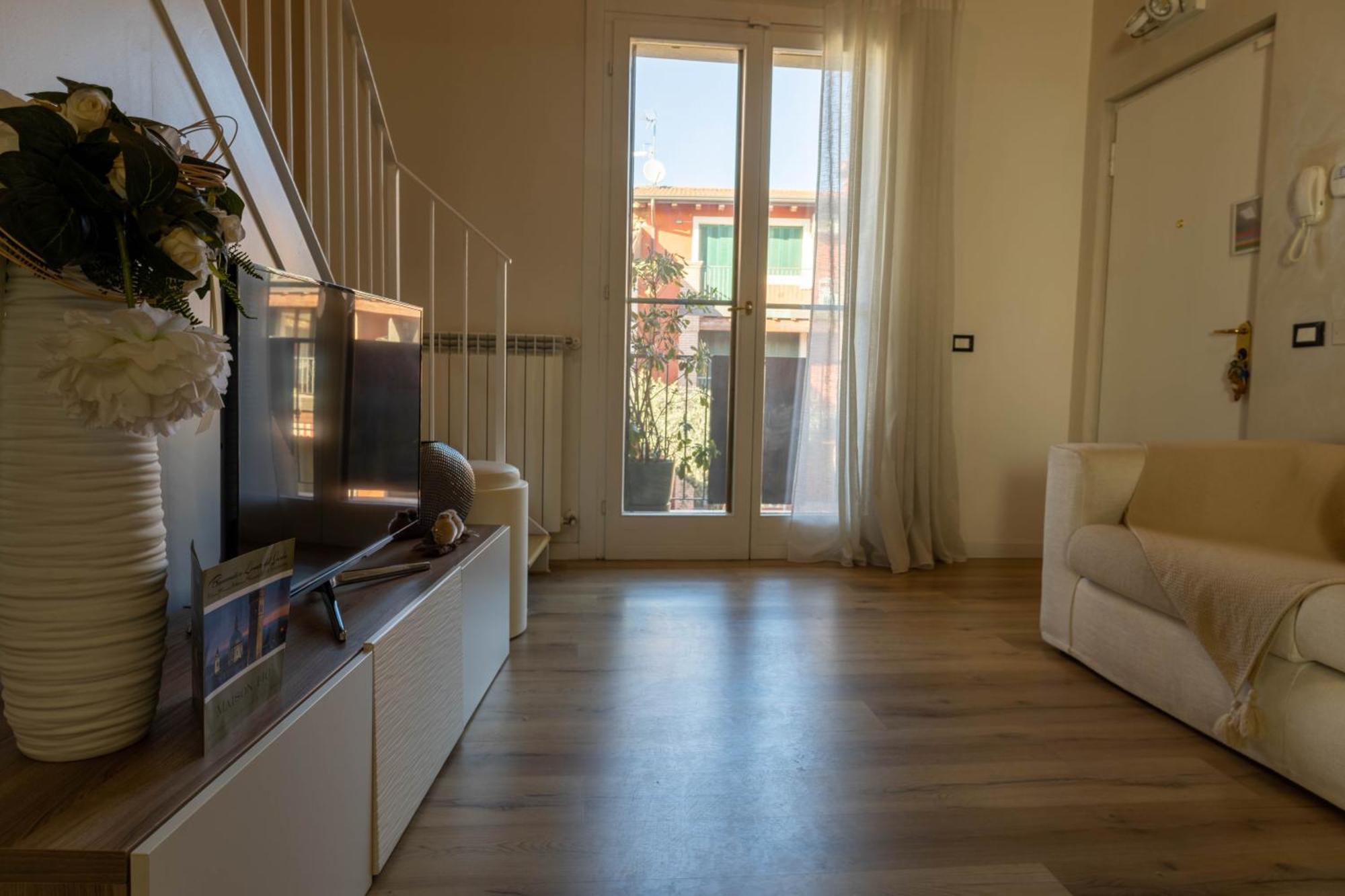 Maison 140 Lonato Luaran gambar